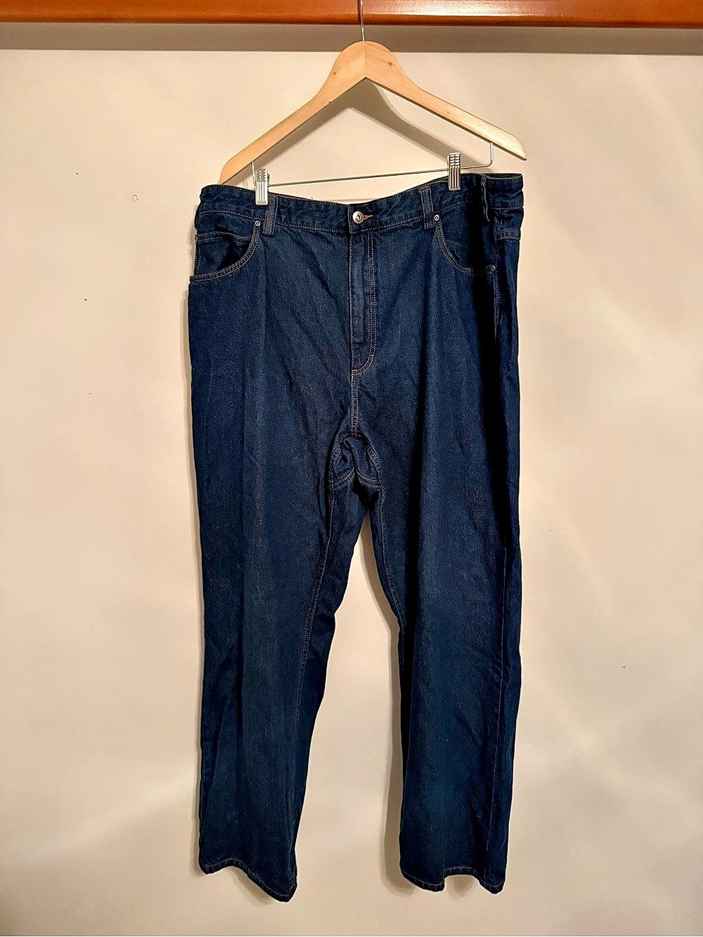 Duluth Trading - Men's Relaxed Jeans Blue Waist 44, inseam 32